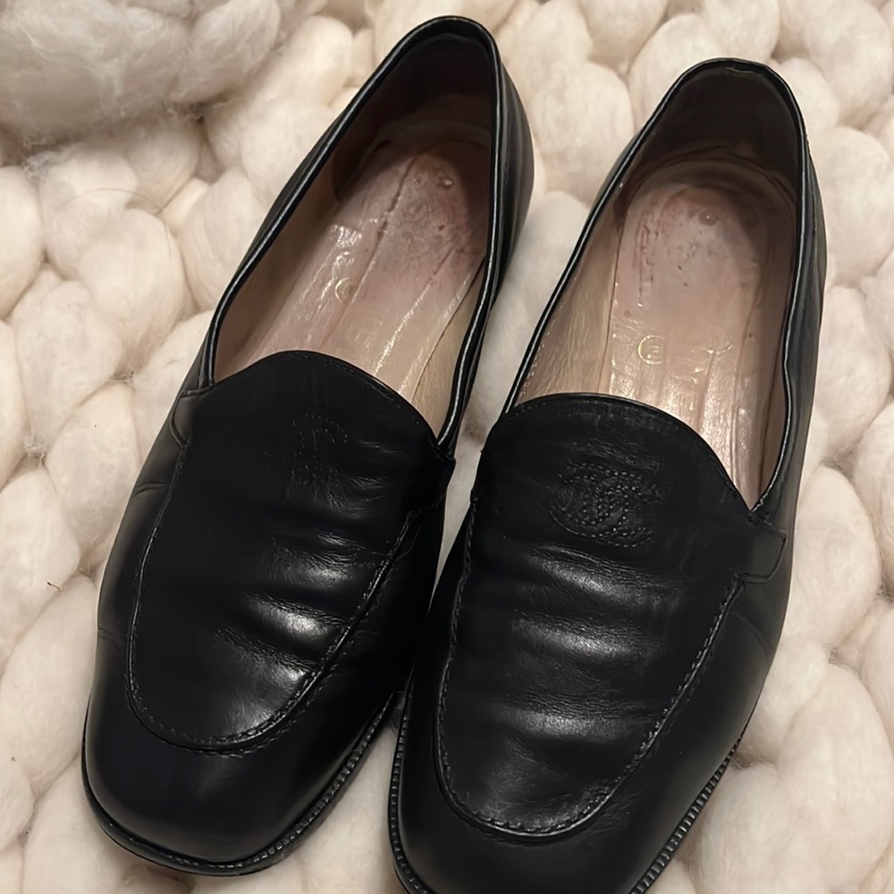 Authentic CHANEL black loafers Sz. 37.5